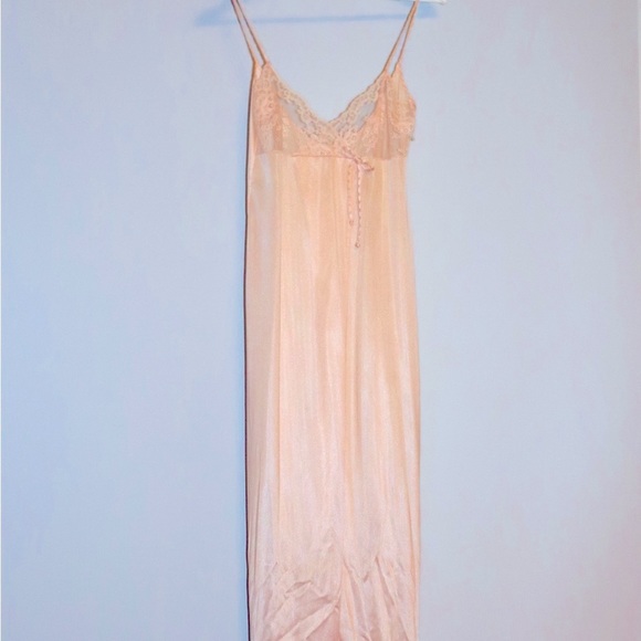 1960's Hand dyed Canadian Wonderbra maxi Nightgown/dress. sized Medium - Picture 3 of 3